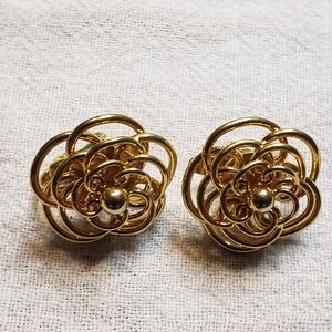 Elegant Goldtone Floral Screw Back Earrings